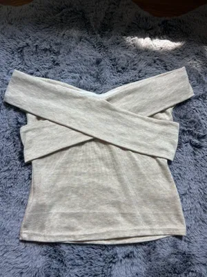 Shein Top Gray Size XS thumbnail 3