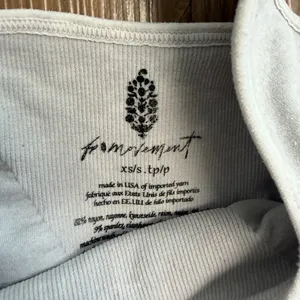 Free People $126 FP Movement Good Karma Ice Gray White Sports Bra Leggings‎ Set thumbnail 6