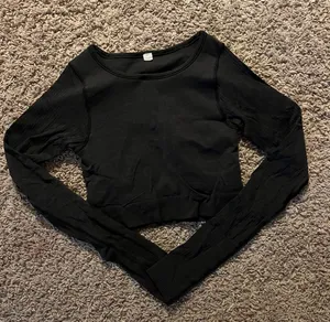 Lululemon  thumbnail 1