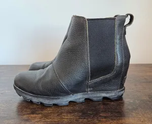 Sorel Joan Of Arctic Wedge II Chelsea Boot Quarry Dark Gray Pebbled Leather 8 thumbnail 1