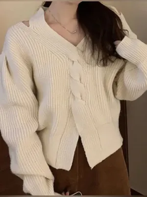 Korean Fashion Moong-Chi Cream Cutout V-Neck Chunky Rib Cable Knit Front Sweater thumbnail 1