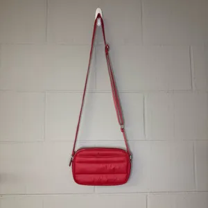 Lululemon Wunder Puff Crossbody Camera Bag 2L in Vintage Rose Crossbody Purse thumbnail 7