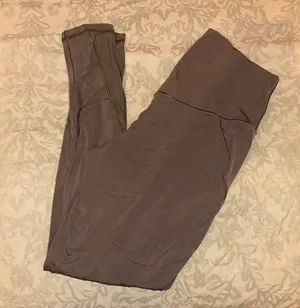 Aerie Real Me High Waisted 7/8 Leggings thumbnail 1