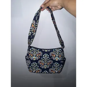 Vera Bradley Purse Chandelier Floral Shoulder Bag Pockets Zip Close Small Tote F thumbnail 3