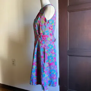 1960s Vintage Handmade Pink and Blue Floral Linen High Neck Shift Dress | Medium thumbnail 3