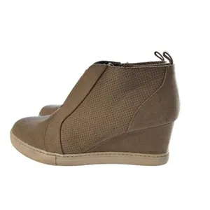 A New Day Side Zip Tan Wedge Heel Faux‎ Suede Vegan Sneakers Womens Size 9.5 thumbnail 6