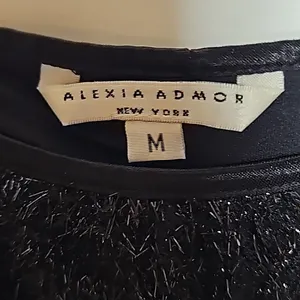 Alexia Admor New York metallic shimmer shaggy fuzzy soft evening top sz Medium thumbnail 5