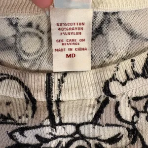 Disney Winnie the Pooh lightweight sweater top gray white red M thumbnail 4