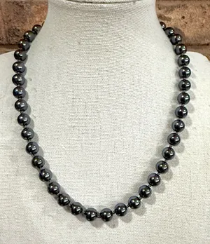Talbots Vintage Grey Faux Tahitian Hand Knotted Pearl Bead Choker Necklace thumbnail 1