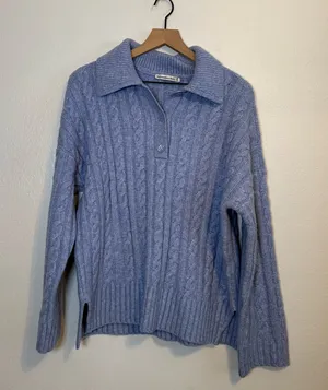Abercrombie and Fitch Oversized Cable‎ Knit Collared Sweater thumbnail 1