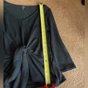 This&More black front knotted long sleeved top S thumbnail 4