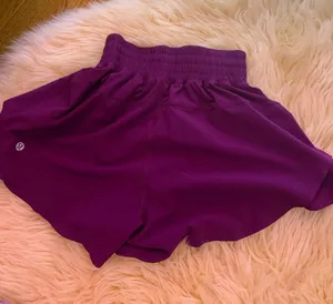 Lululemon Shorts shake it out thumbnail 1