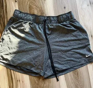 Nike Shorts thumbnail 1