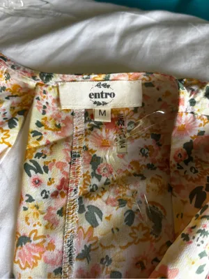 Entro Floral Open Back Tie Blouse Top Size M BNWT Boho thumbnail 3