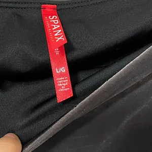 Spanx Ready to Wow Gray Velvet Leggings L Holiday thumbnail 3