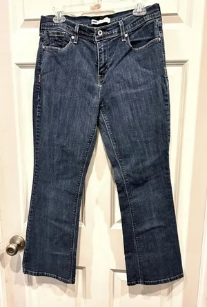 Levis 515 Mid Rise Boot‎ Cut Jeans Womens 12 Med Wash Blue Flap Pocket Denim Y2K thumbnail 1