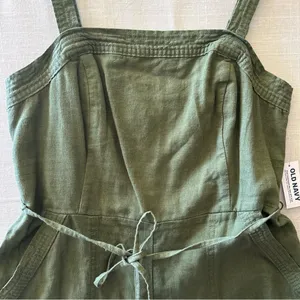 Old Navy Women’s Romper whit pockets and belt Sz M Green Linen Viscose 3" Inseam thumbnail 3