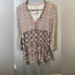 Anthropologie Women’s Tiered V Neck Mini Dress Neutral‎ Motif Size X Small thumbnail 3