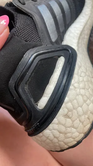 Adidas Black Ultraboost thumbnail 7