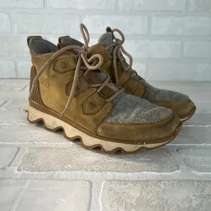 Sorel Kinetic Caribou Snow Boots‎ Womens 7.5 Light Brown Leather Gray Waterproof thumbnail 2