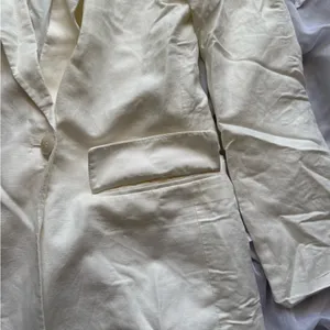 H&M Linen-Blend Blazer thumbnail 2
