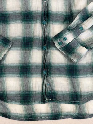 American Eagle Outfitters Boyfriend Fit Green Plaid Flannel Small Long Sleeve thumbnail 9
