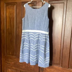 BODEN 100% Linen Chambray Blue White Embroidered Sleeveless Dress Size 14 thumbnail 2