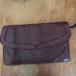 Vintage Burgundy Leather Wristlet‎ Clutch Made in Brazil thumbnail 8