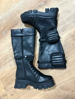 16” mission Combat boots with detachable pouches thumbnail 3