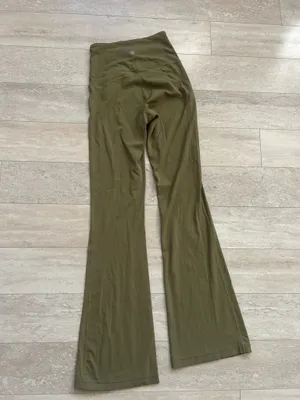 Lululemon Groove Pants Flare thumbnail 3