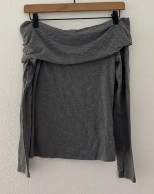 Aritzia babaton streamline top thumbnail 1