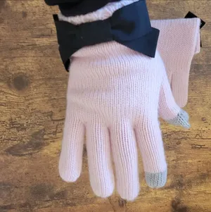 Kate Spade Bow Knit Gloves In Pink thumbnail 7