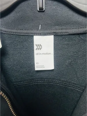 All in Motion Women’s XS Black Quarter Zip Cropped Mock Neck Pullover NWOT Flaw thumbnail 4