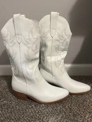 White Cowboy Amazon Boots thumbnail 1