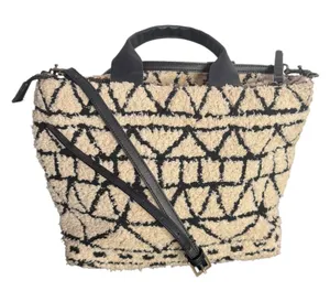 Universal Thread Crossbody Shoulder Textured Bag‎ BOHO Chic Artsy Eclectic thumbnail 1