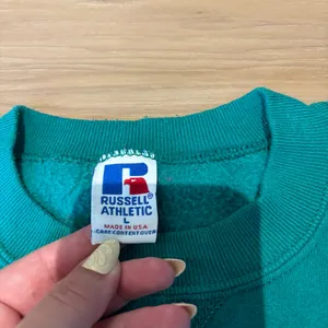 Vintage Russell Athletic USA Made Green Crewneck Sweatshirt Large thumbnail 3