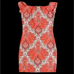 Missguided Suede Off The Shoulder Pink Paisley Bodycon Dress 🫶 thumbnail 4