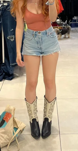 Madewell relaxed denim shorts thumbnail 1