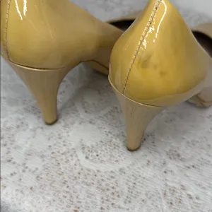 Franco Sarto patent leather cream tan slip on heels thumbnail 4