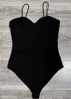 NBD Women‎ Black Sweetheart Neckline Strappy Bodysuit Size S Date Night Gothic thumbnail 1