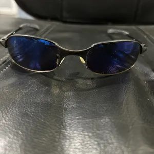 Stylish Blue Lens Sunglasses thumbnail 2