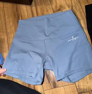 yoga jean shorts Blue thumbnail 1