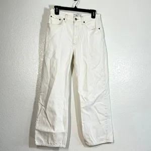 4 white wide-leg jeans by Abercrombie & Fitch "the loose high-rise" 26" inseam thumbnail 2