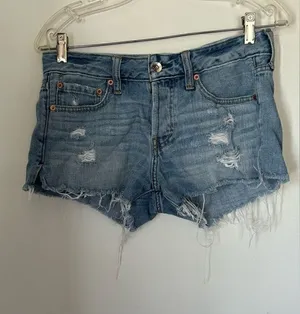 Abercrombie & Fitch Distressed Cutoff Denim Shorts Size 26 Button Fly thumbnail 1