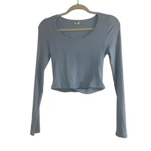 ✨Aritzia Sundays Best Ribbed Open Back Cropped Blue Sz Medium Top✨ thumbnail 3
