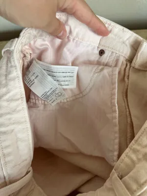 Abercrombie & Fitch The 90s Relaxed Jean High Rise in light pink thumbnail 8