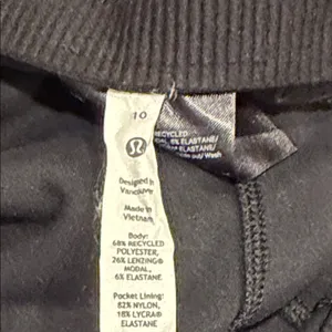 lululemon‎ athletica softstreme flared gray Flared Leggings size 10 thumbnail 5