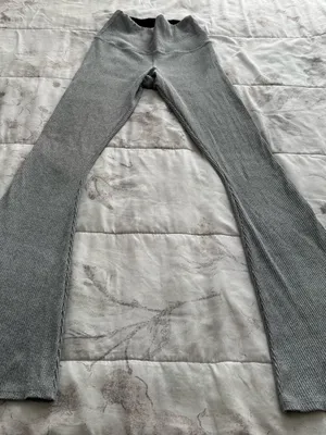 Strut This High-Rise ribbed Gray Flare Lounge Pants, size S Made in USA lounge thumbnail 4