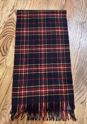 VTG Pendleton Wool‎ Scarf Plaid Tartan Fringe Red Navy Yellow 100% Virgin Wool thumbnail 1