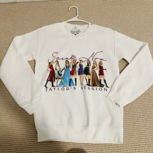 Taylor Swift Speak Now Eras Tour Crewneck thumbnail 1